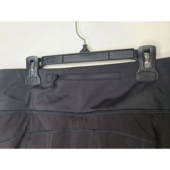 Athleta black Run With It 14" skort skirt - small - Picture 4 of 8